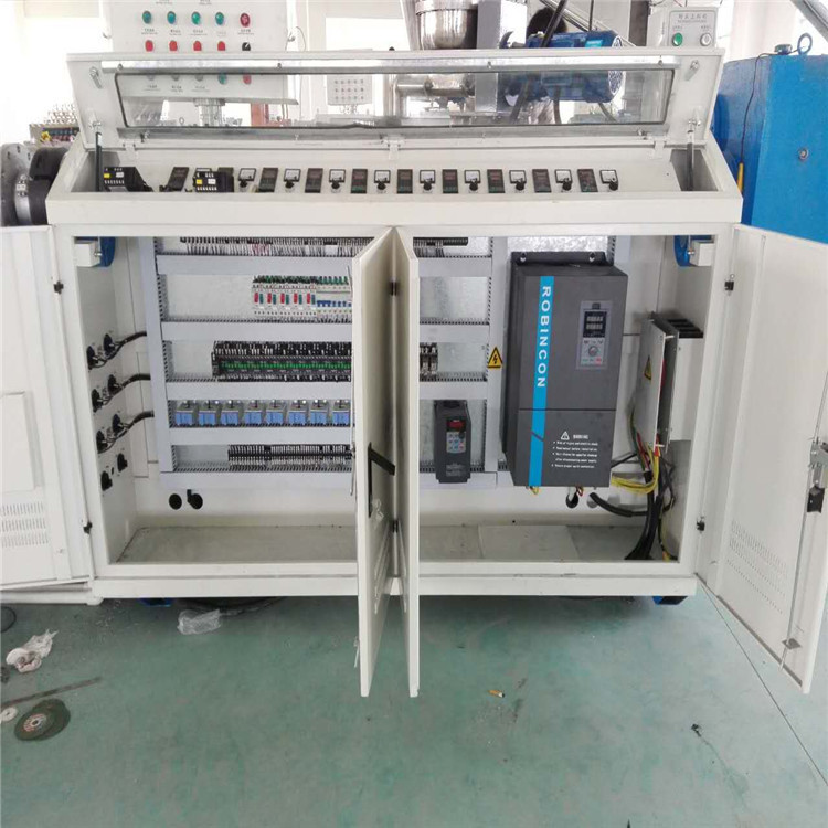 墻板生產(chǎn)線圖片/墻板生產(chǎn)線樣板圖 (4)