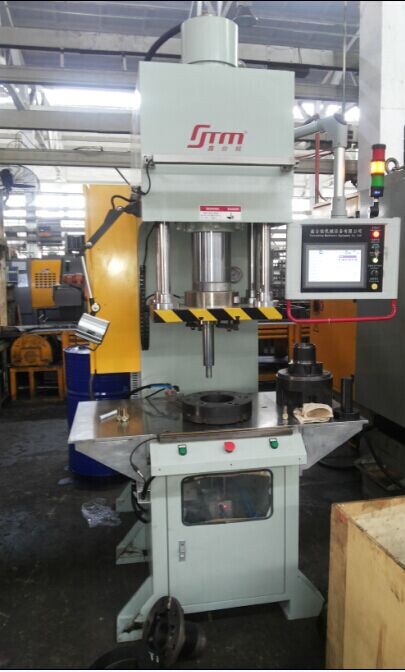 精密數(shù)控油壓機(jī)圖片/精密數(shù)控油壓機(jī)樣板圖 (1)