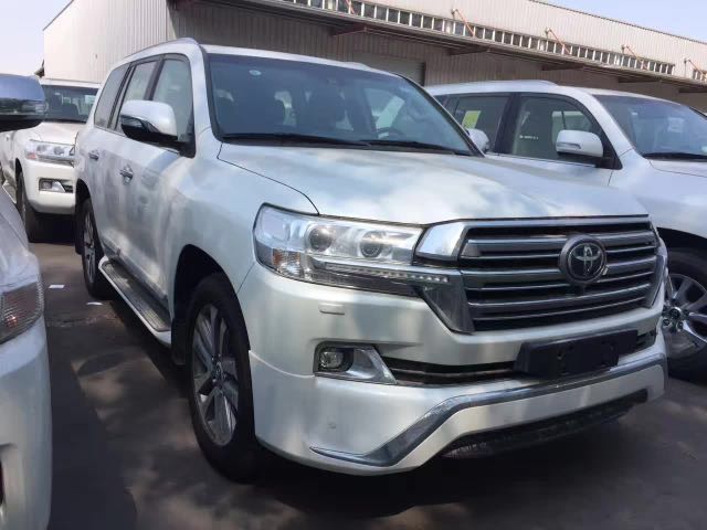 豐田蘭德酷路澤圖片/豐田蘭德酷路澤樣板圖 (4)