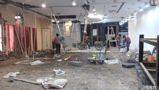 深圳承接店铺拆除工程公司 深圳店铺拆除工程承包 深圳店铺拆除工程施工图片