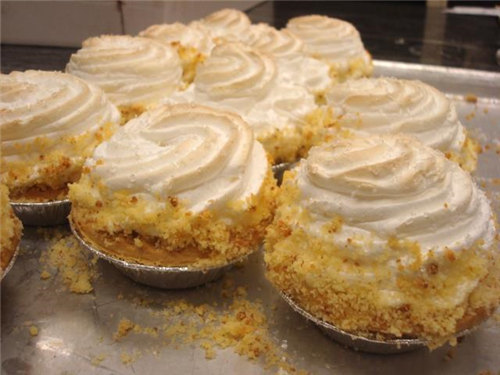 廣東烘焙加盟店*品牌，華林品華居用心經(jīng)營品牌