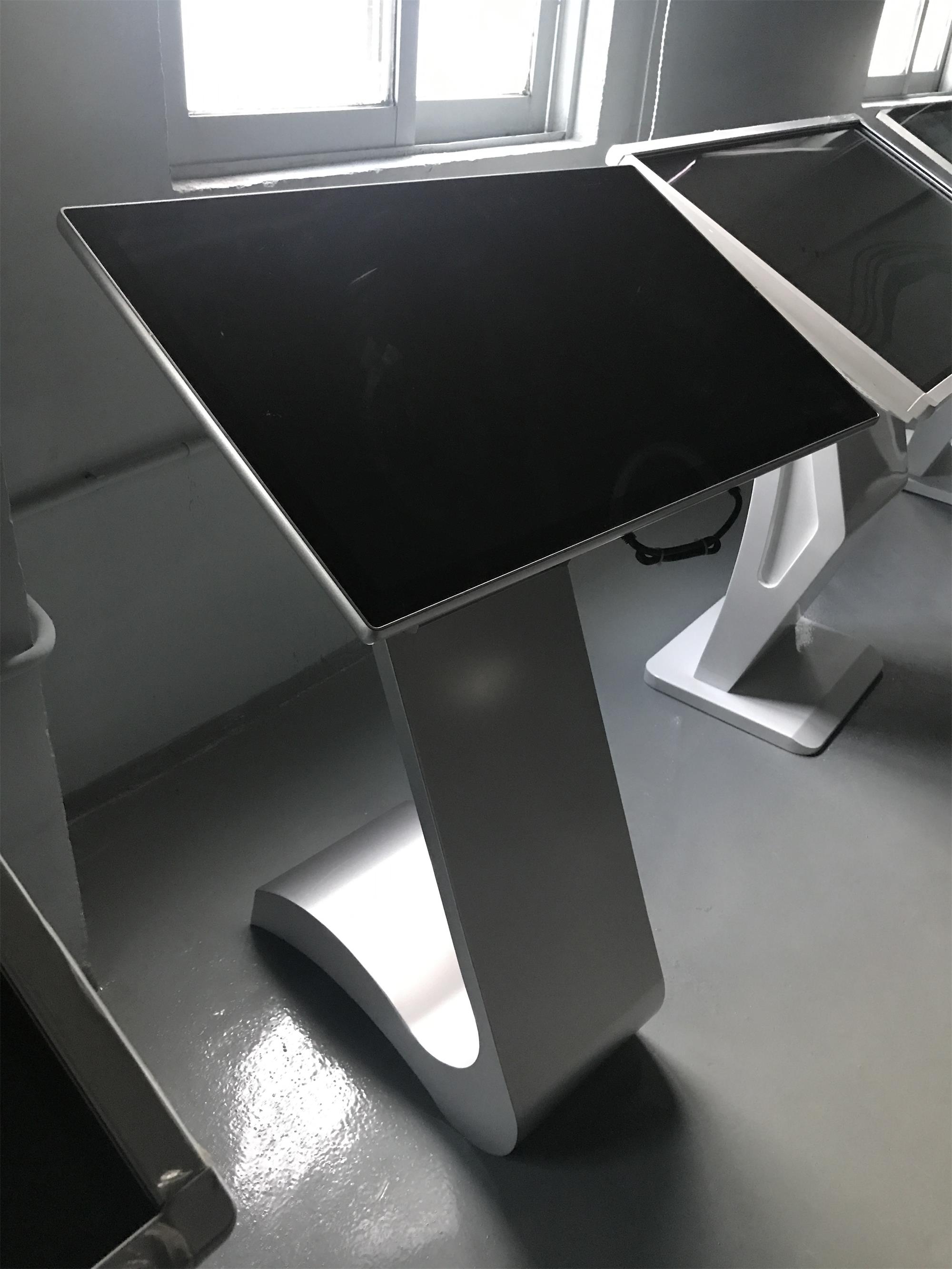 55寸液晶觸摸一體機，鄭州觸摸查詢一體機廠家，液晶廣告觸摸查詢一體機