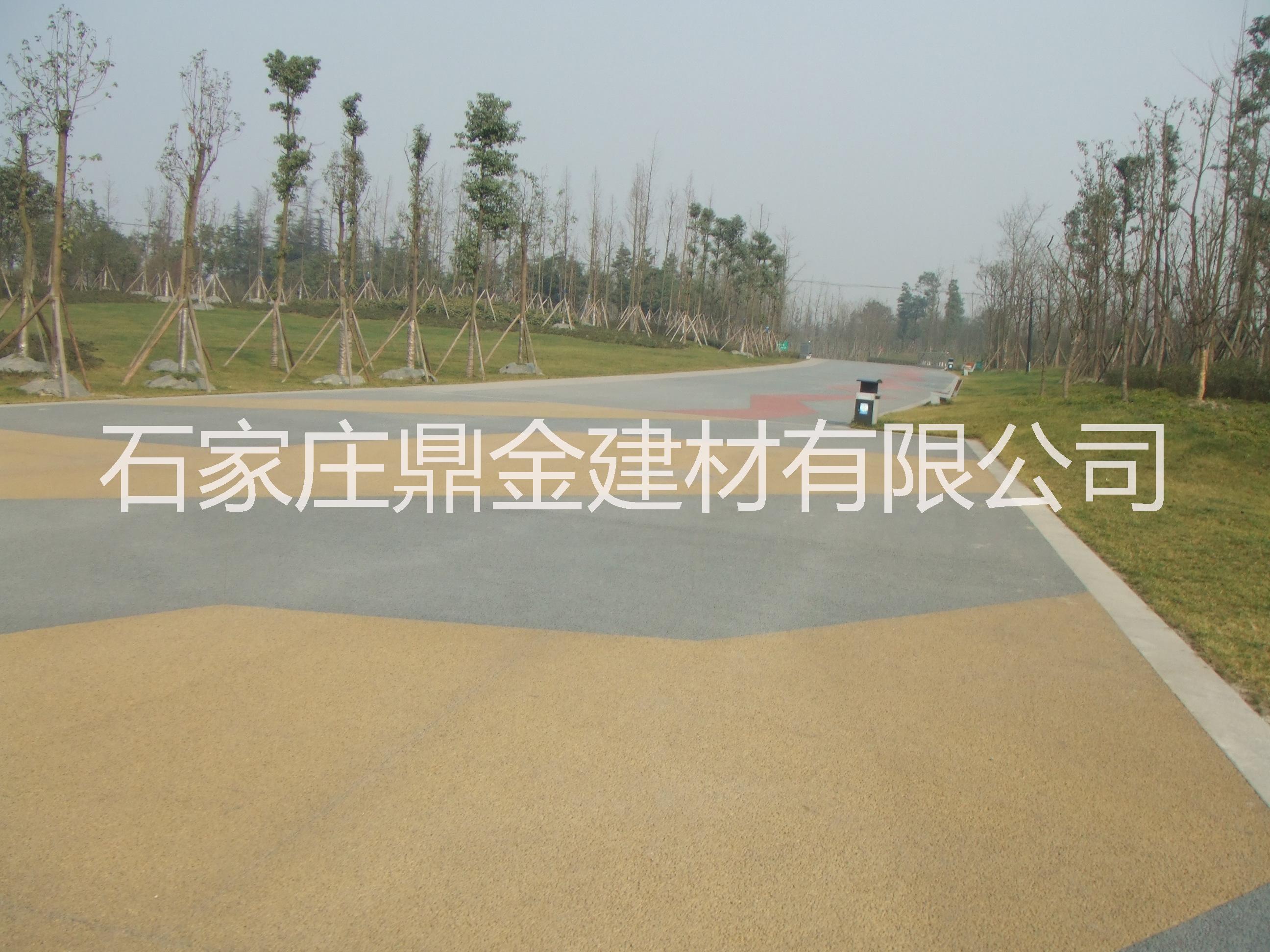 生態(tài)透水混凝土批發(fā)  生態(tài)地面