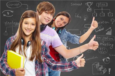 高中留學(xué)，世紀(jì)橋出國輔導(dǎo)，*培訓(xùn) 高考后*