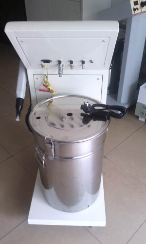 涂裝設(shè)備靜電噴粉槍圖片
