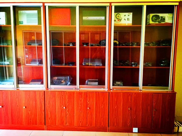 法國(guó)勁浪165KR圖片/法國(guó)勁浪165KR樣板圖 (3)