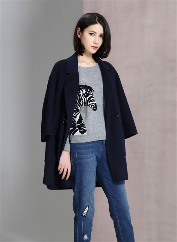 供應(yīng)雙面呢羊絨大衣圖片