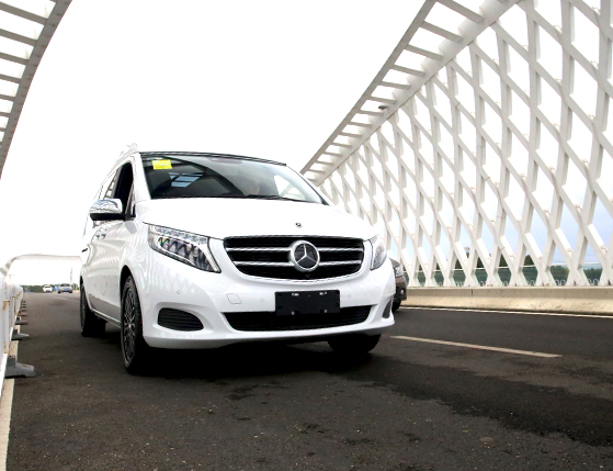 奔馳V260L添懿黑