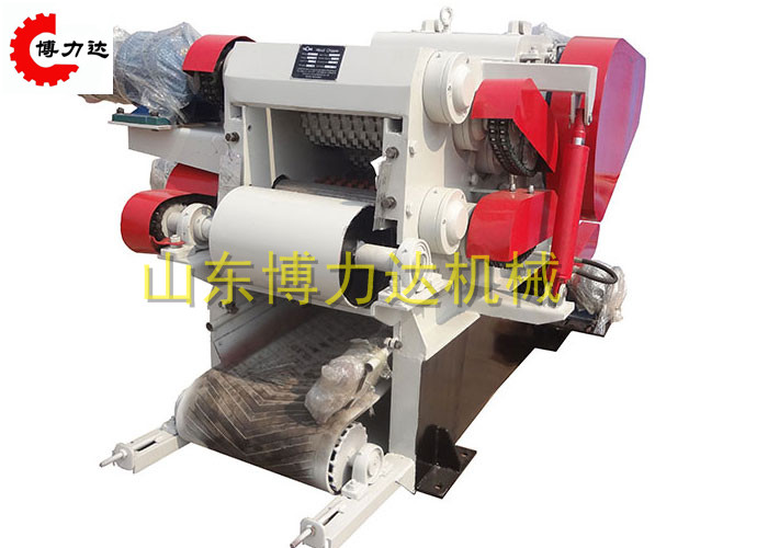 218移動(dòng)式木片機(jī) 木頭切片機(jī)機(jī)圖片