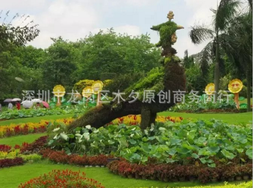 仿真小熊動(dòng)物綠雕圖片/仿真小熊動(dòng)物綠雕樣板圖 (1)