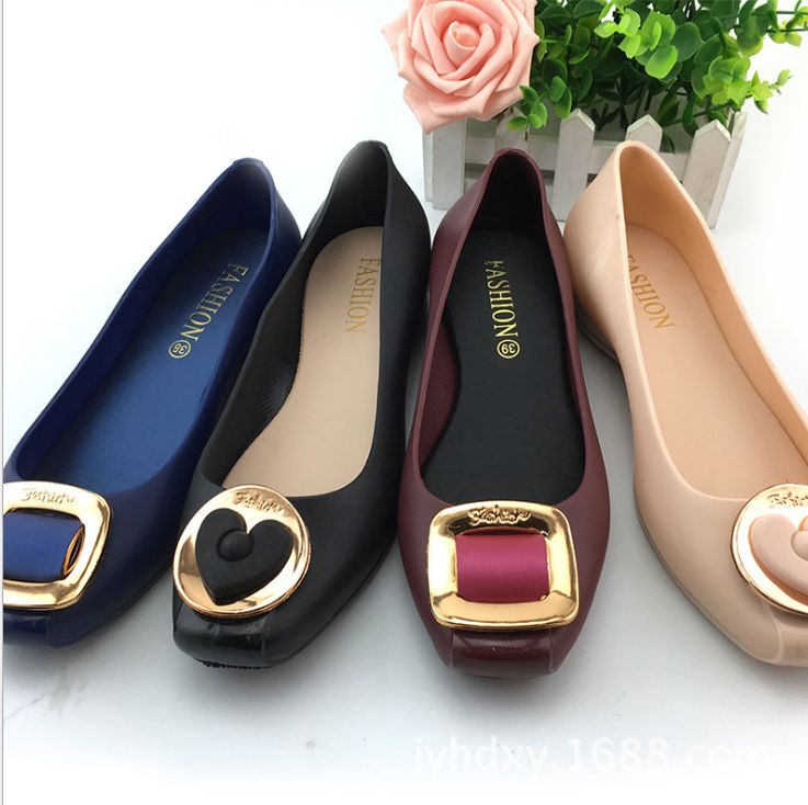 新款單鞋女鞋新款時(shí)尚女鞋定價(jià)深圳單鞋女鞋供應(yīng)新款單鞋女鞋廠家電話