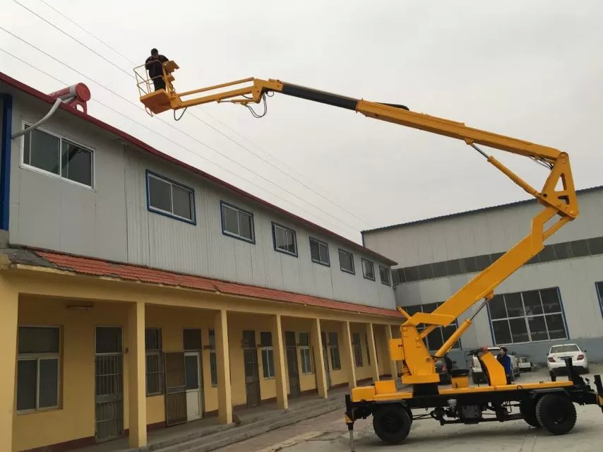 青島折臂式升降機(jī)廠家歡迎來電訂購圖片/青島折臂式升降機(jī)廠家歡迎來電訂購樣板圖 (4)