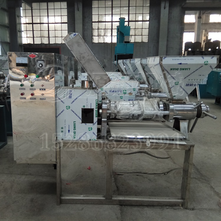 100型不銹鋼螺旋榨油機(jī)圖片/100型不銹鋼螺旋榨油機(jī)樣板圖 (1)