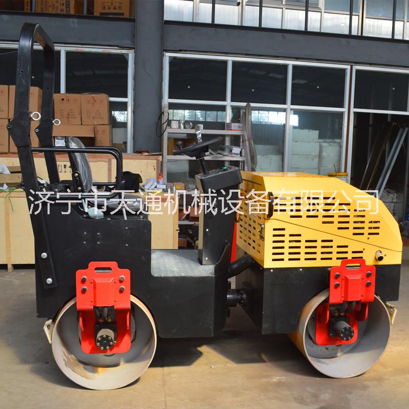 1.5噸駕駛型壓路機(jī)圖片/1.5噸駕駛型壓路機(jī)樣板圖 (3)
