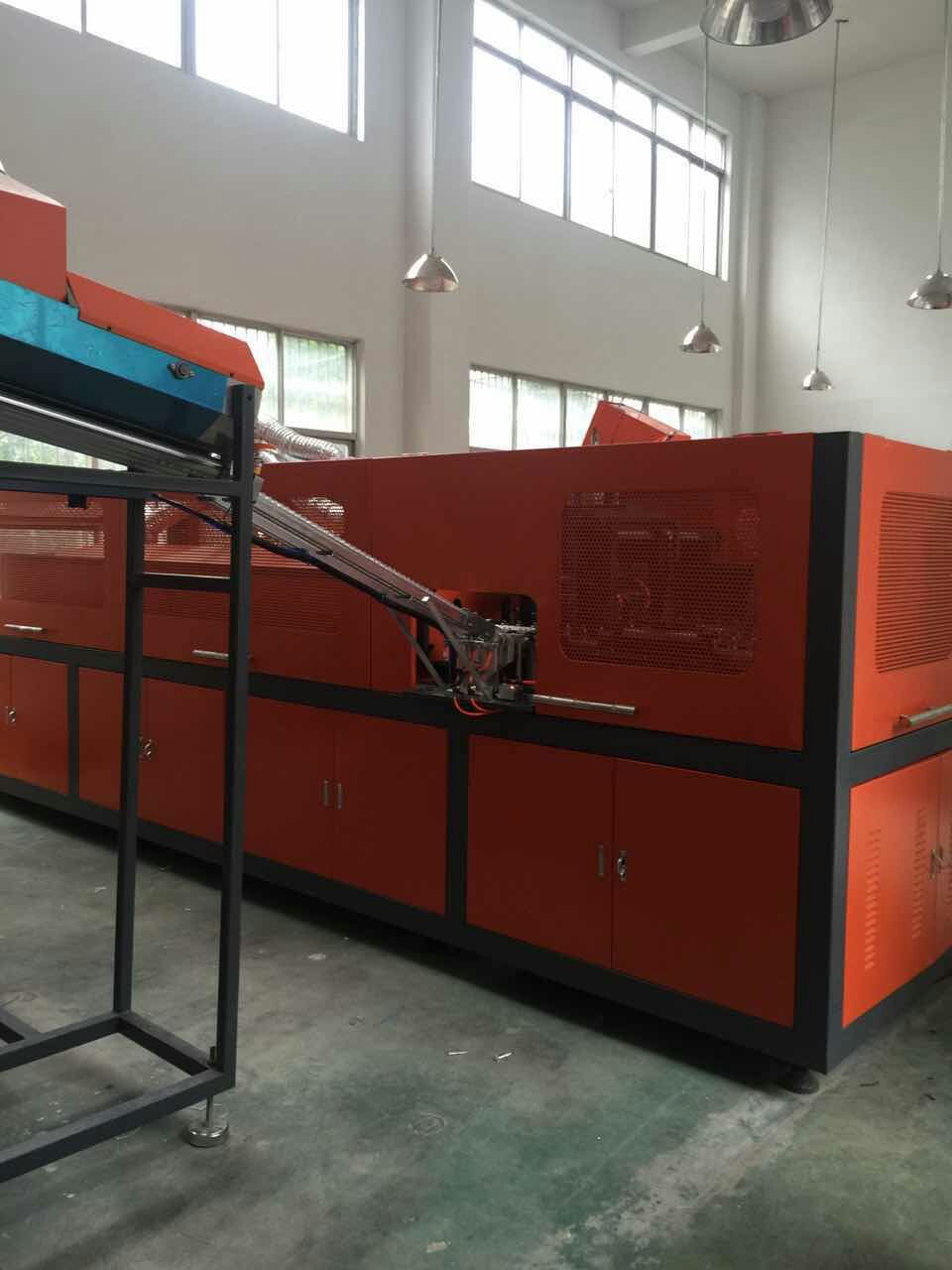 自動(dòng)吹瓶機(jī)圖片/自動(dòng)吹瓶機(jī)樣板圖 (2)