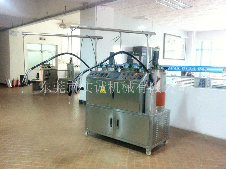 東莞灌膠機(jī) 東莞灌注機(jī)廠家 東莞雙色灌注機(jī) 東莞灌注機(jī) 東莞灌注機(jī)設(shè)備