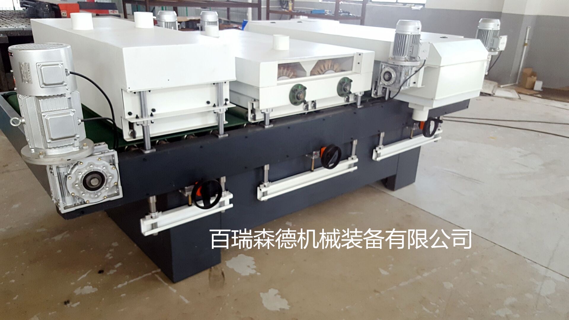 櫥柜門(mén)板專(zhuān)用打磨機(jī)圖片