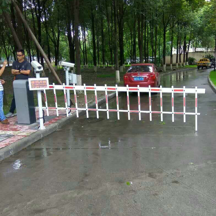 停車(chē)場(chǎng)道閘圖片/停車(chē)場(chǎng)道閘樣板圖 (2)