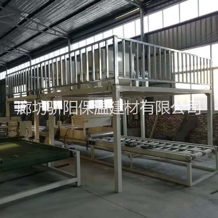廠家直銷勻質(zhì)外墻保溫板設(shè)備 防火聚合物勻質(zhì)板設(shè)備機械價格