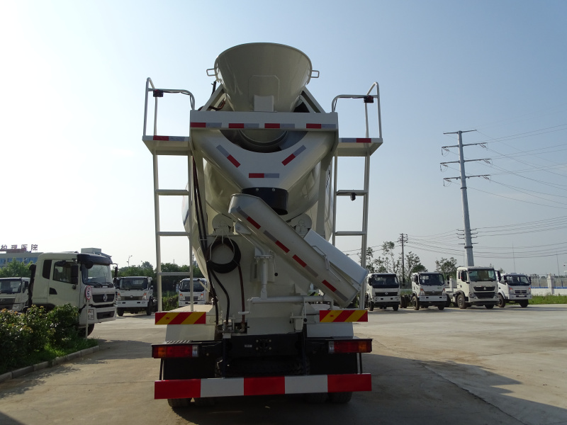 攪拌運(yùn)輸車圖片/攪拌運(yùn)輸車樣板圖 (3)
