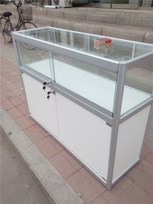 化妝品展柜、天津*展柜、展示柜定制、*展示柜展柜廠家批發(fā)