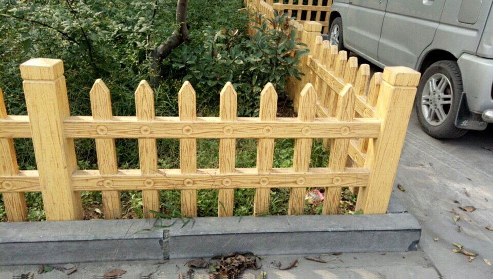 張家口壩上仿木護(hù)欄廠圖片/張家口壩上仿木護(hù)欄廠樣板圖 (3)