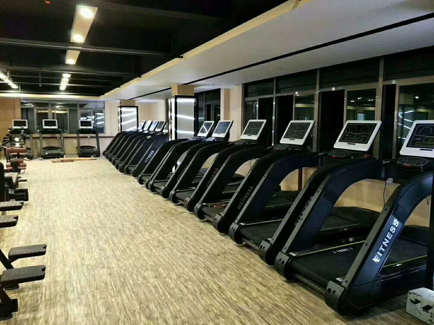 奧信德跑步機圖片