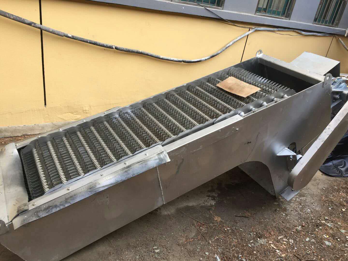 不銹鋼格柵機(jī)、不銹鋼格柵機(jī)廠家直銷、不銹鋼格柵機(jī)供應(yīng)、不銹鋼格柵機(jī)采購價(jià)格