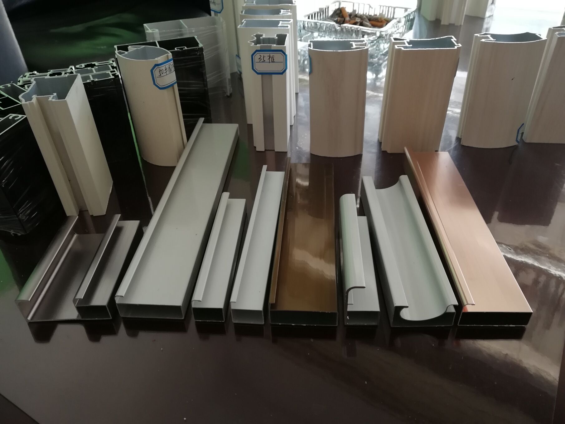 晶鋼門邊框鋁材 櫥柜門鋁材批發(fā)