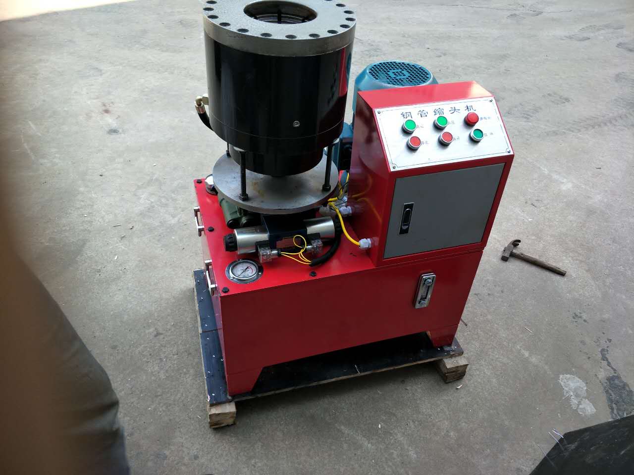 鋼管縮口機價格  鋼管縮口機廠家  鋼管縮頭機、壓管機