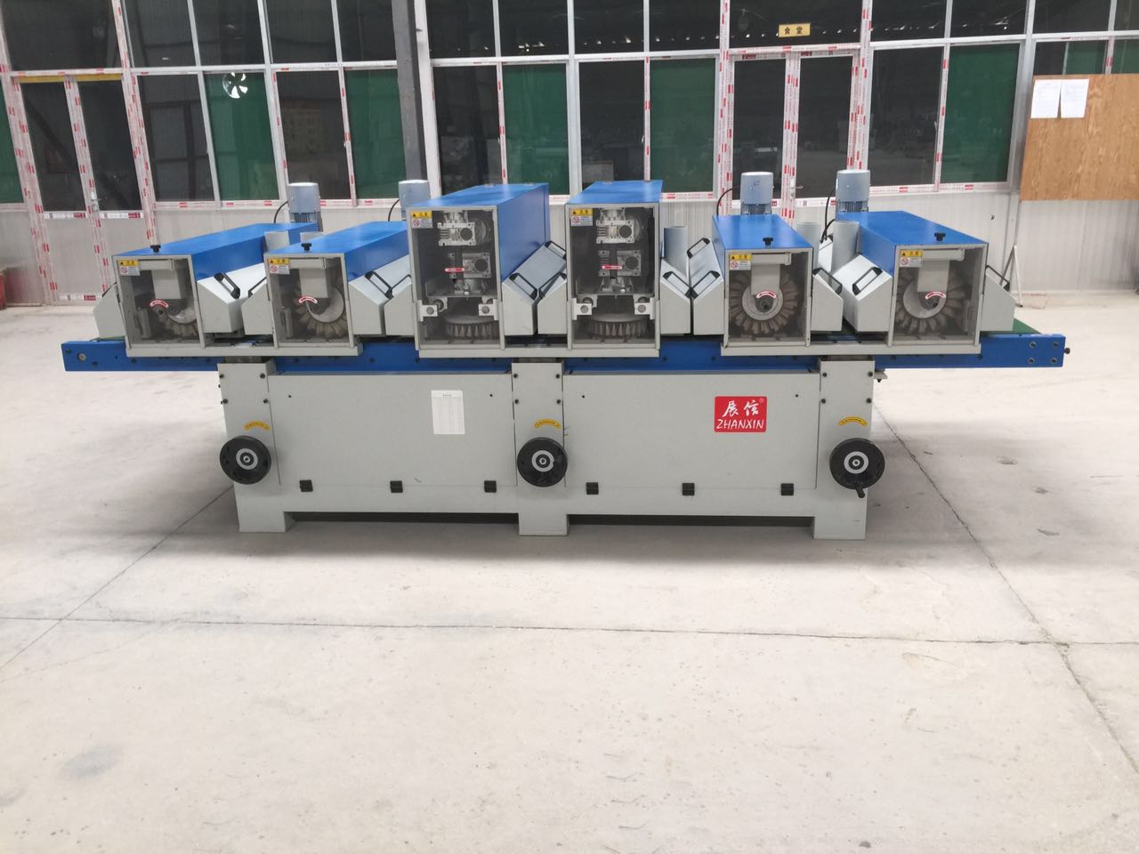 異形砂光機(jī)-展信砂光機(jī)新型六軸異形砂光機(jī)