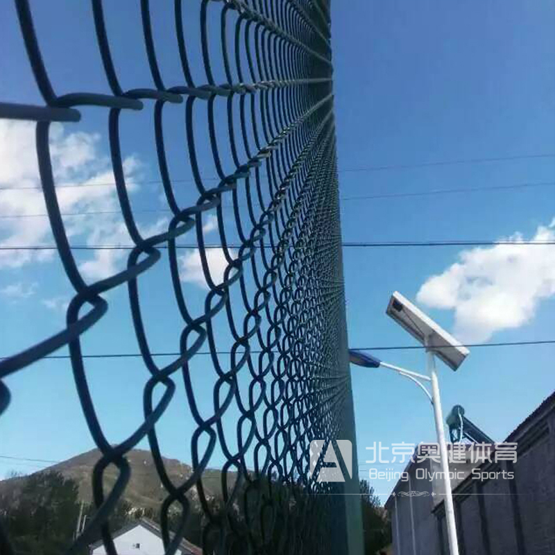 球場(chǎng)*圍網(wǎng)燈光隔離網(wǎng)護(hù)欄 戶(hù)外塑膠球場(chǎng)*圍網(wǎng)燈光
