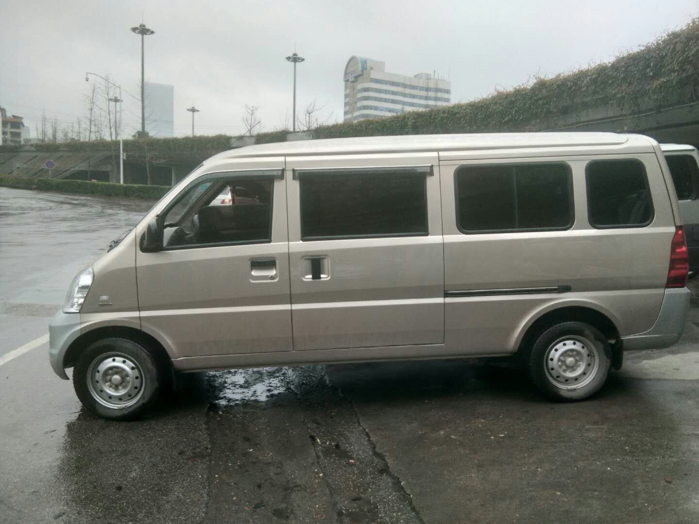 长沙雨花区面包车搬家拉货雨花区小面出租，天心区小面出租，小面出租搬家