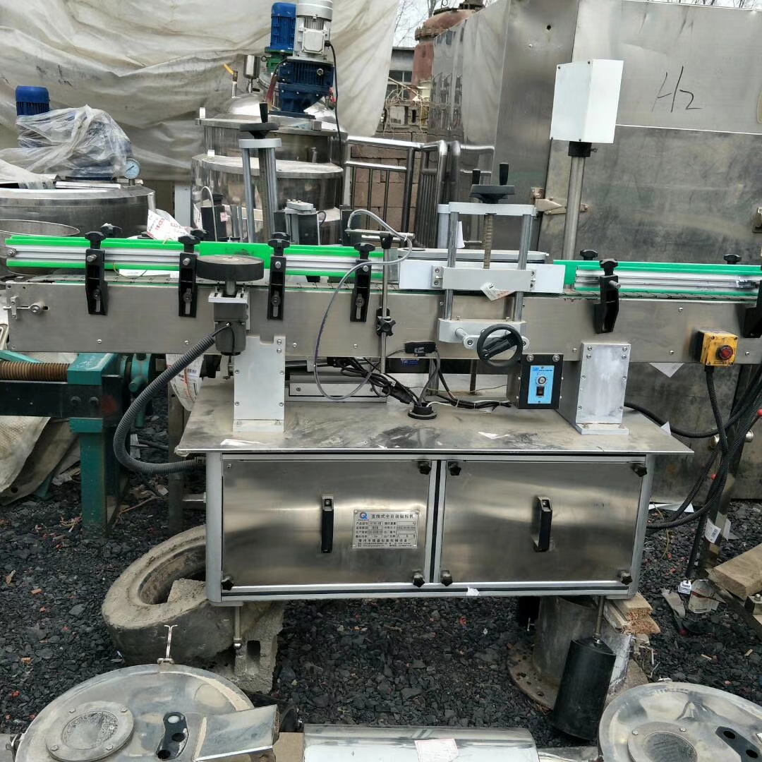 出售二手 圓柱形貼標(biāo)機(jī)