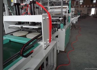 電腦全自動熱封熱切制袋機圖片/電腦全自動熱封熱切制袋機樣板圖 (1)