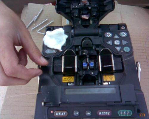 禪城祖廟張槎石灣光纖光纜熔接搶修圖片