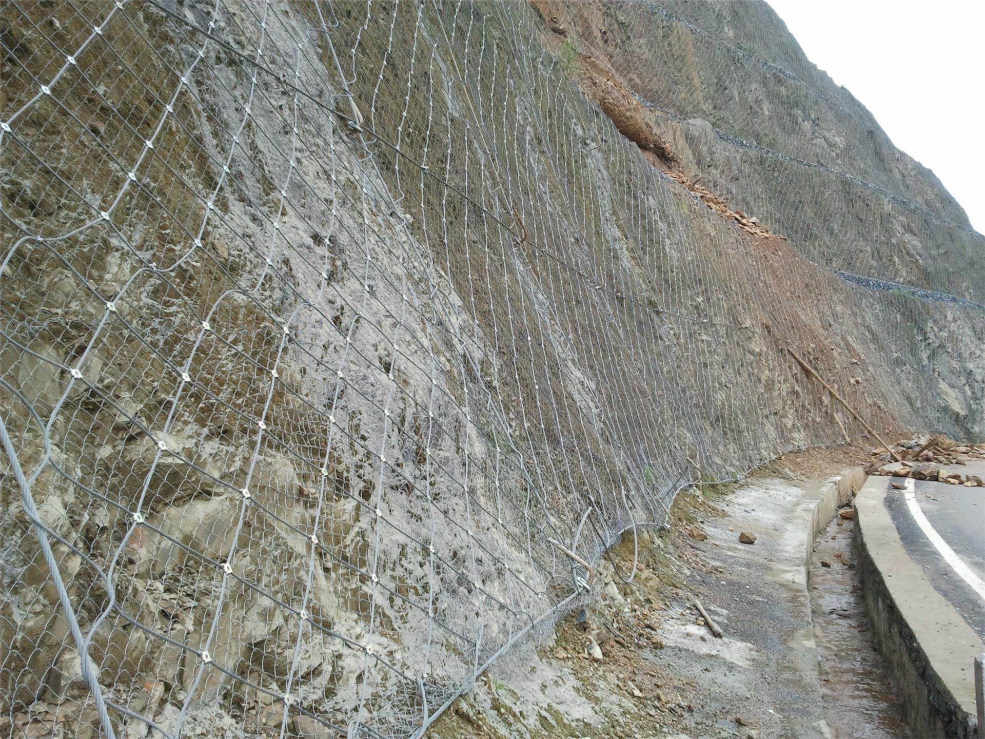 钢丝防护网高山峻岭被动环形网.钢丝格栅防护网.落石防护网 钢丝防护网