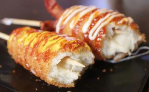 網(wǎng)紅拉絲芝士熱狗 鄭州網(wǎng)紅拉絲芝士熱狗在哪學(xué)？