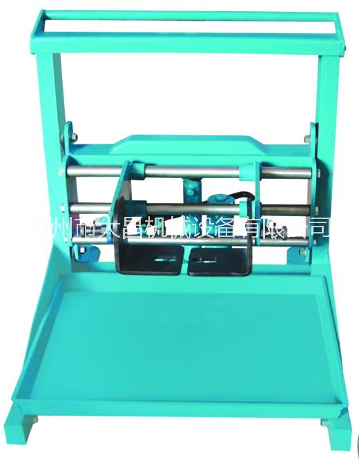 汽車制動轂拆裝翻轉(zhuǎn)架圖片