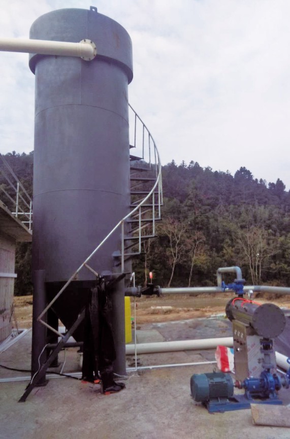 微浮選氣浮污水處理機圖片