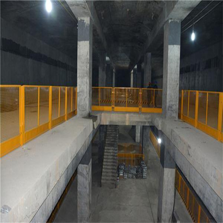 電梯安全圍欄圖片/電梯安全圍欄樣板圖 (4)