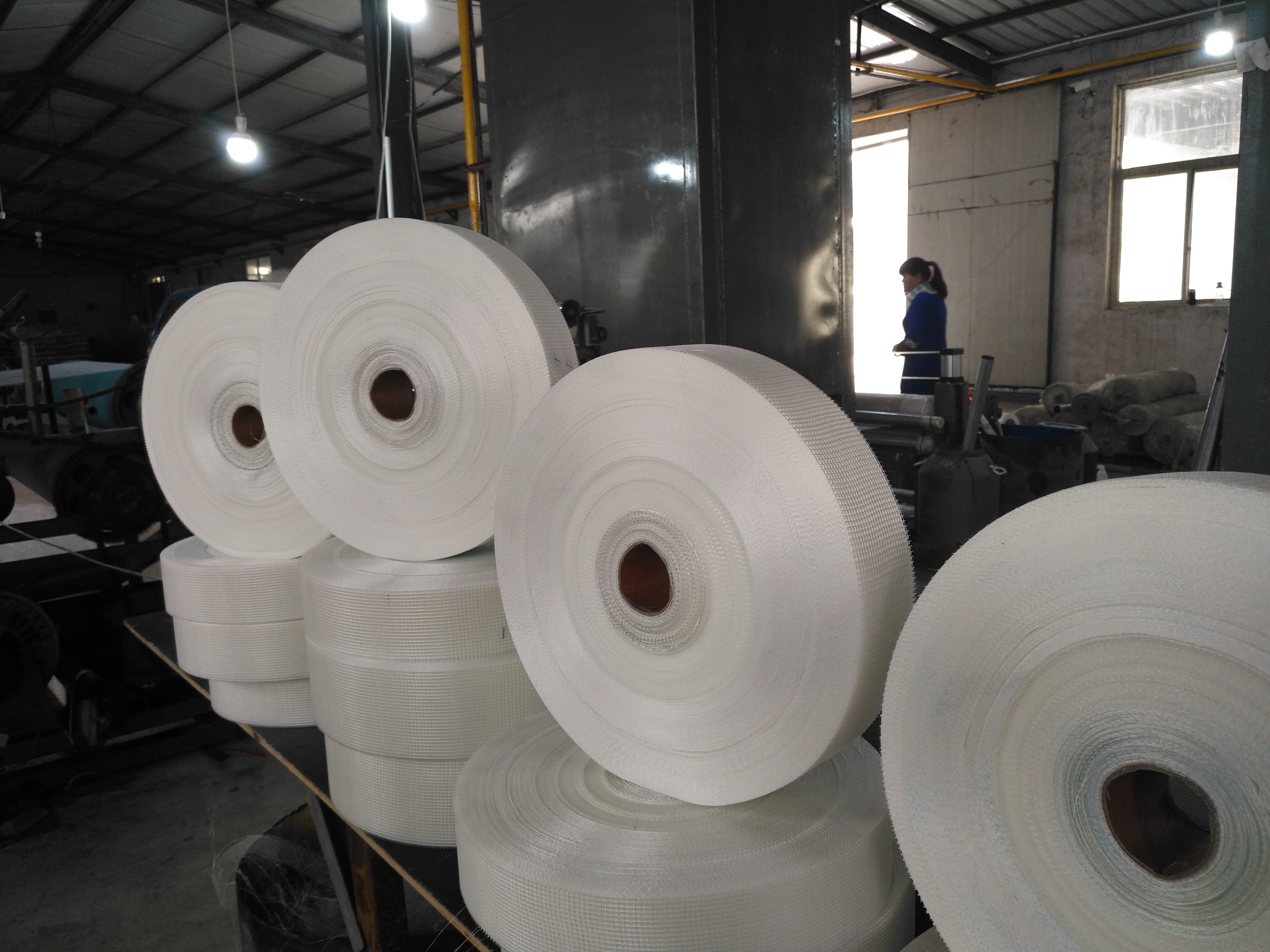 供應(yīng) 石膏線網(wǎng)格布 玻纖制品