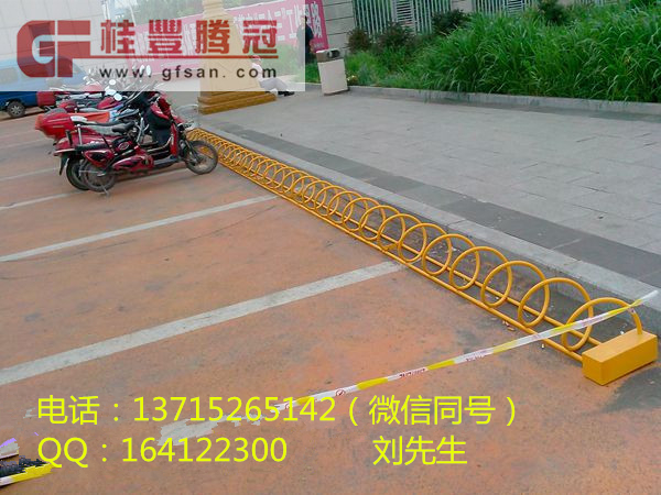 長春螺旋式自行車停車架廠家直銷