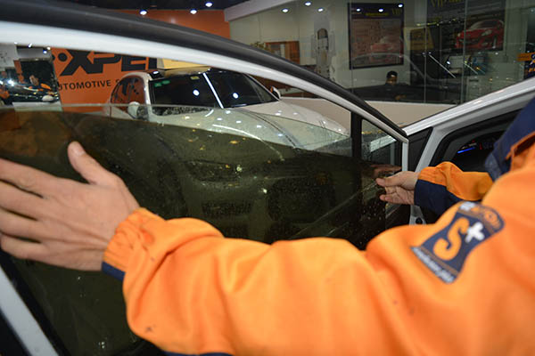 汽車玻璃貼膜圖片/汽車玻璃貼膜樣板圖 (2)