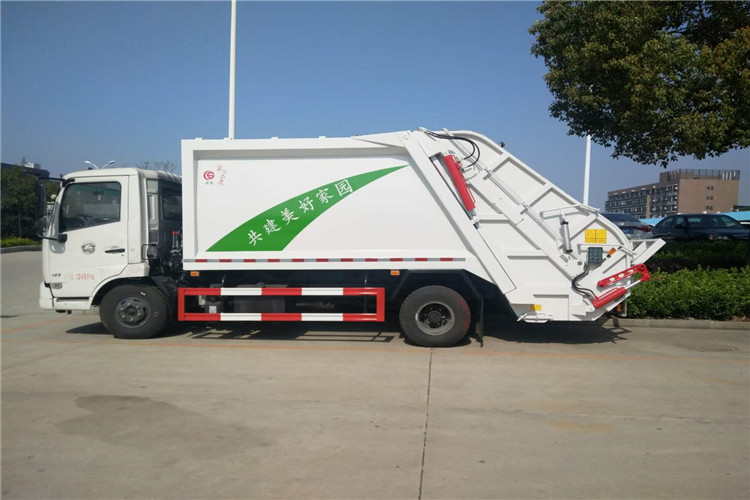 東風(fēng)天錦壓縮式垃圾車圖片
