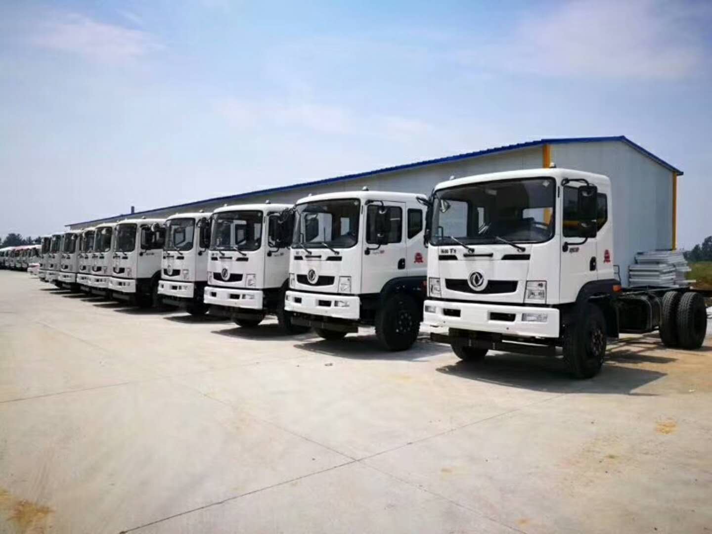 東風(fēng)T3灑水車(chē)圖片/東風(fēng)T3灑水車(chē)樣板圖 (3)