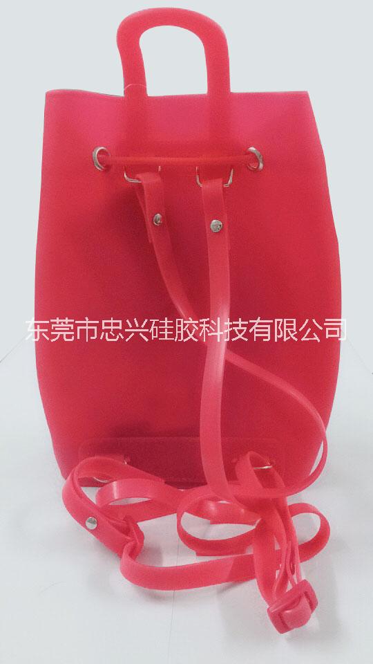 糖果色環(huán)保硅膠卡通背包硅膠包包圖片/糖果色環(huán)保硅膠卡通背包硅膠包包樣板圖 (4)