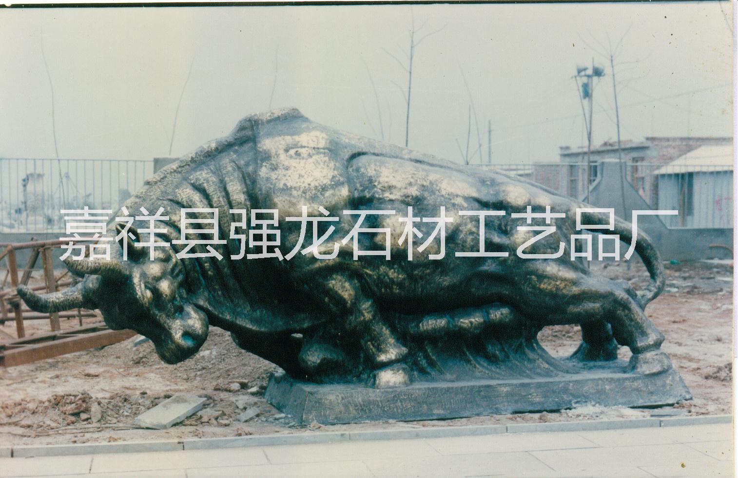 供應(yīng)青石石牛 青石石馬 青石開荒牛 石牛雕刻 開荒牛石雕 水牛石雕 青石牛 青石生肖牛