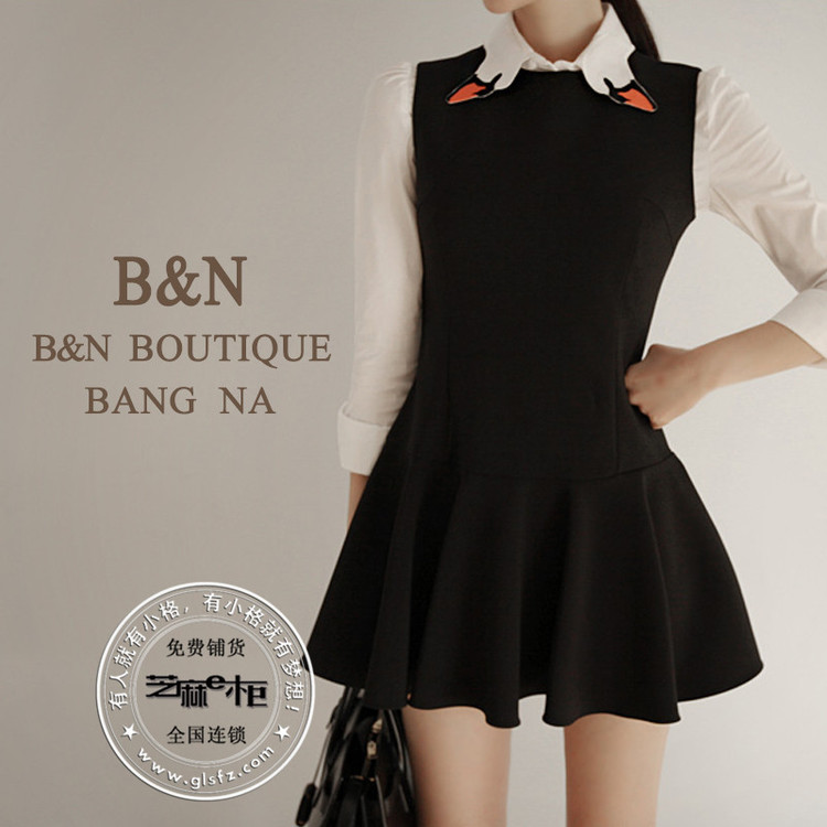 那里的衣服好看？