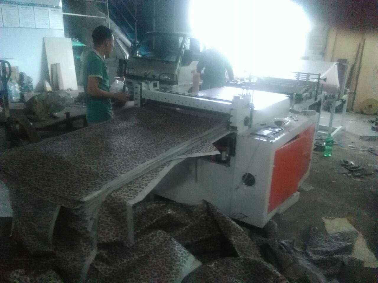 袋制袋機(jī)圖片/袋制袋機(jī)樣板圖 (3)